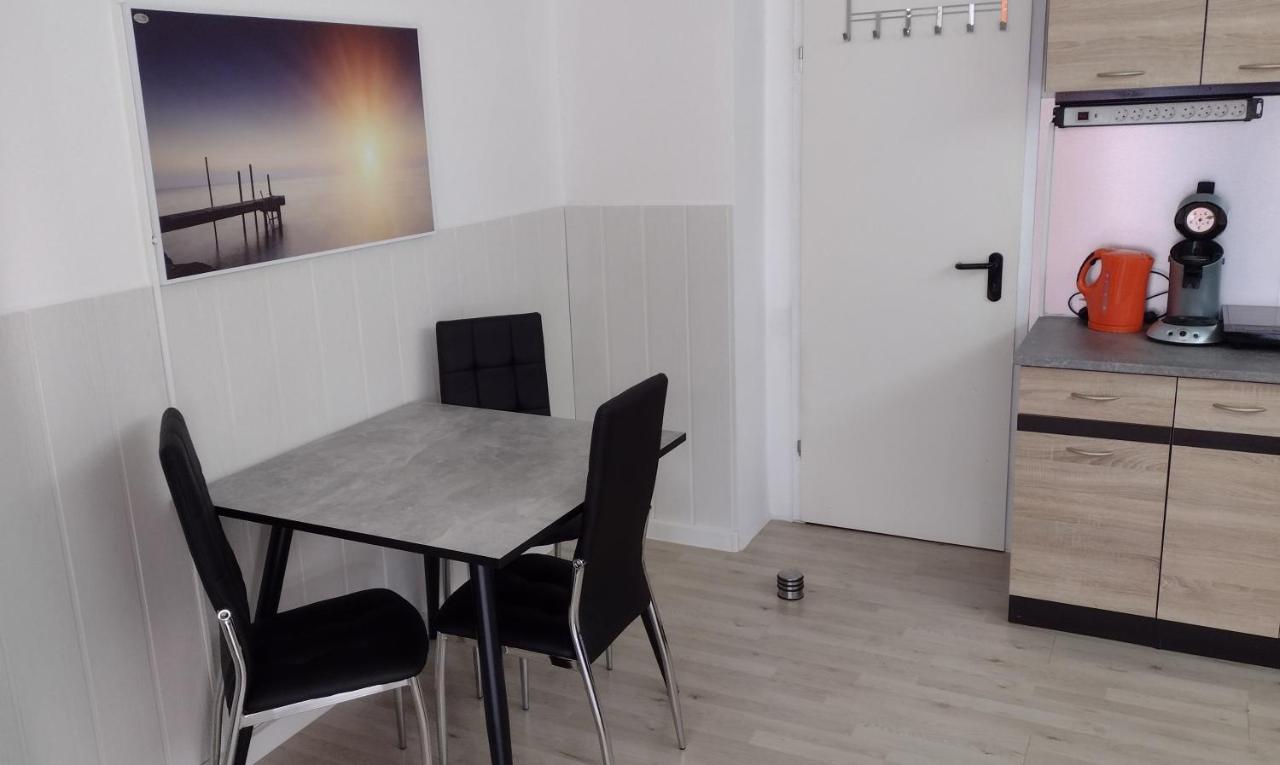 Kleines Gemuetliches Apartment In Zentraler Lage Prien am Chiemsee Dış mekan fotoğraf