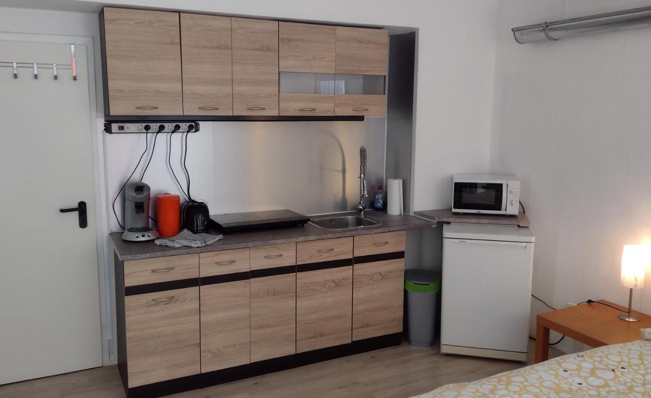 Kleines Gemuetliches Apartment In Zentraler Lage Prien am Chiemsee Dış mekan fotoğraf
