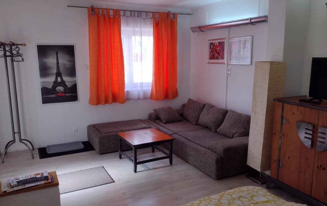 Kleines Gemuetliches Apartment In Zentraler Lage Prien am Chiemsee Dış mekan fotoğraf